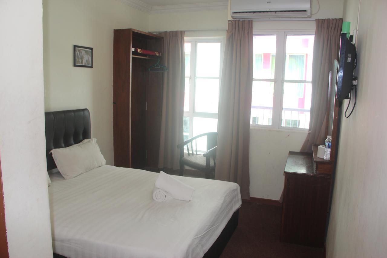 Alonto Hotel Sandakan Esterno foto