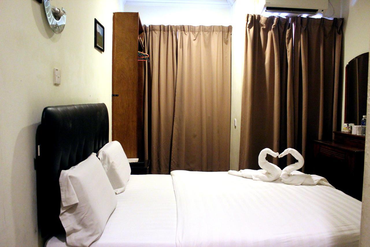 Alonto Hotel Sandakan Esterno foto